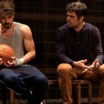 Sucesso dos palcos o espetáculo Tebas Land ganha nova temporada no Teatro Poeira