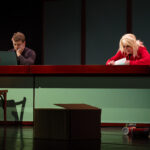 Pedro Kosovski assina a adaptação inédita e Inez Viana dirige a montagem brasileira de Mulher em Fuga