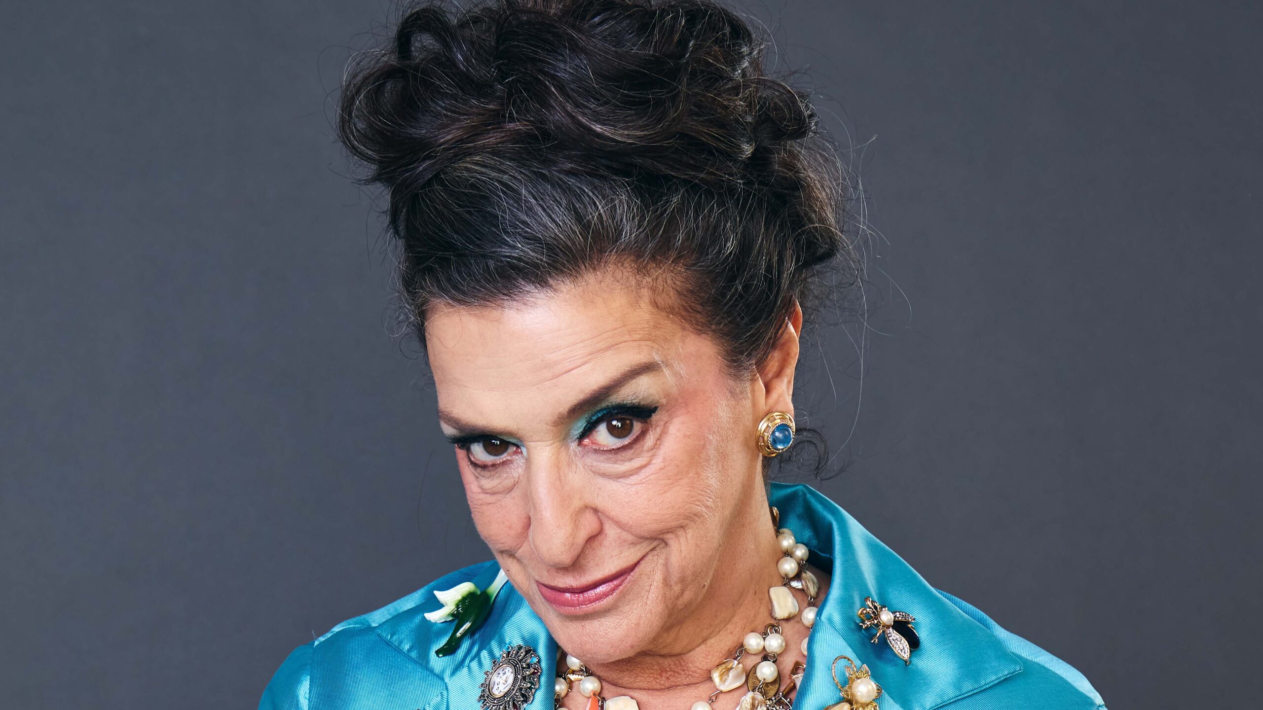 Grace Gianoukas estreia Dora comédia inédita de Thereza Falcão no Teatro dos Quatro