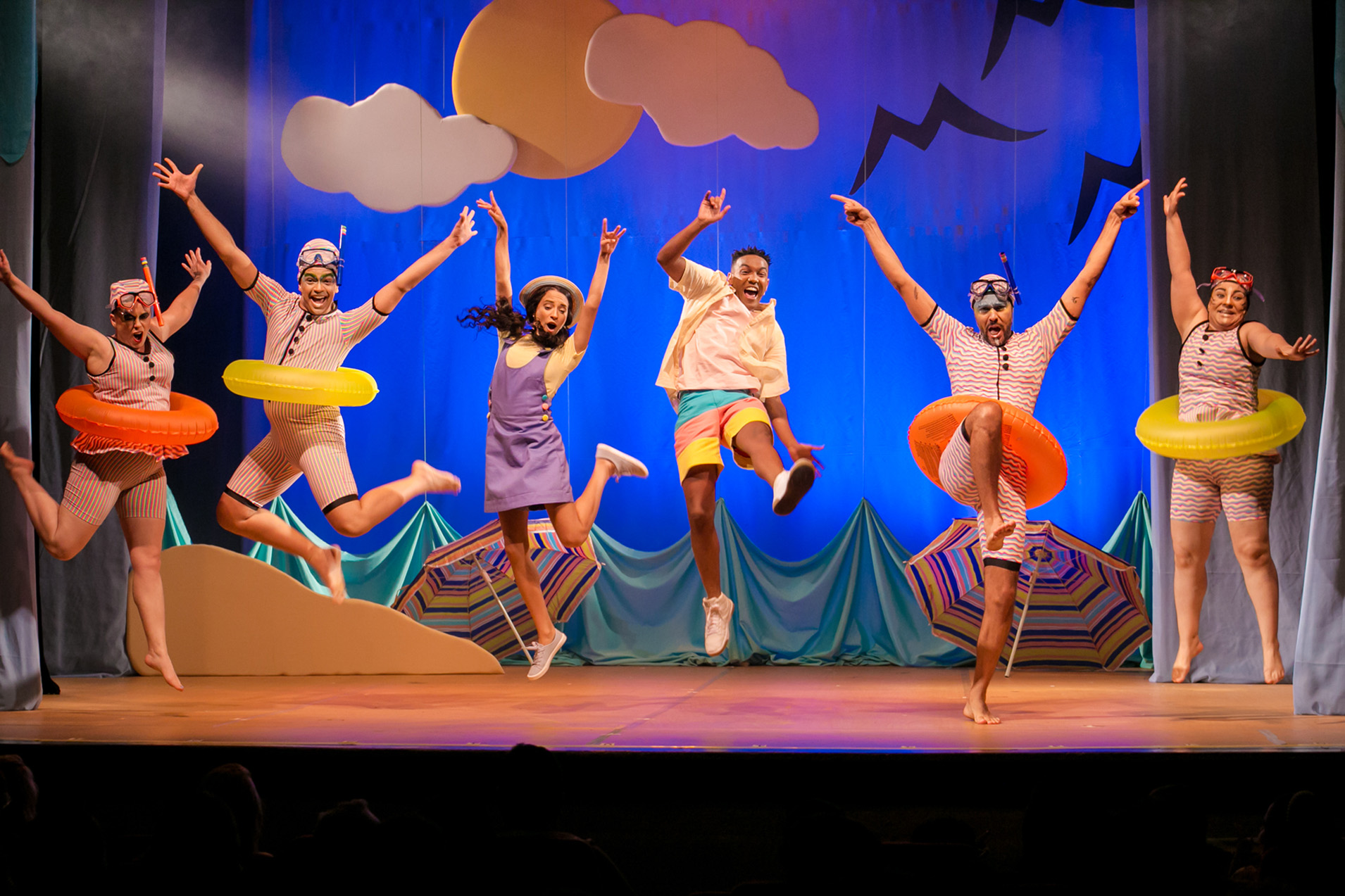 O musical infantil TcHiBuM! – A Liga Aquática faz nova temporada no Teatro EcoVilla Ri Happy