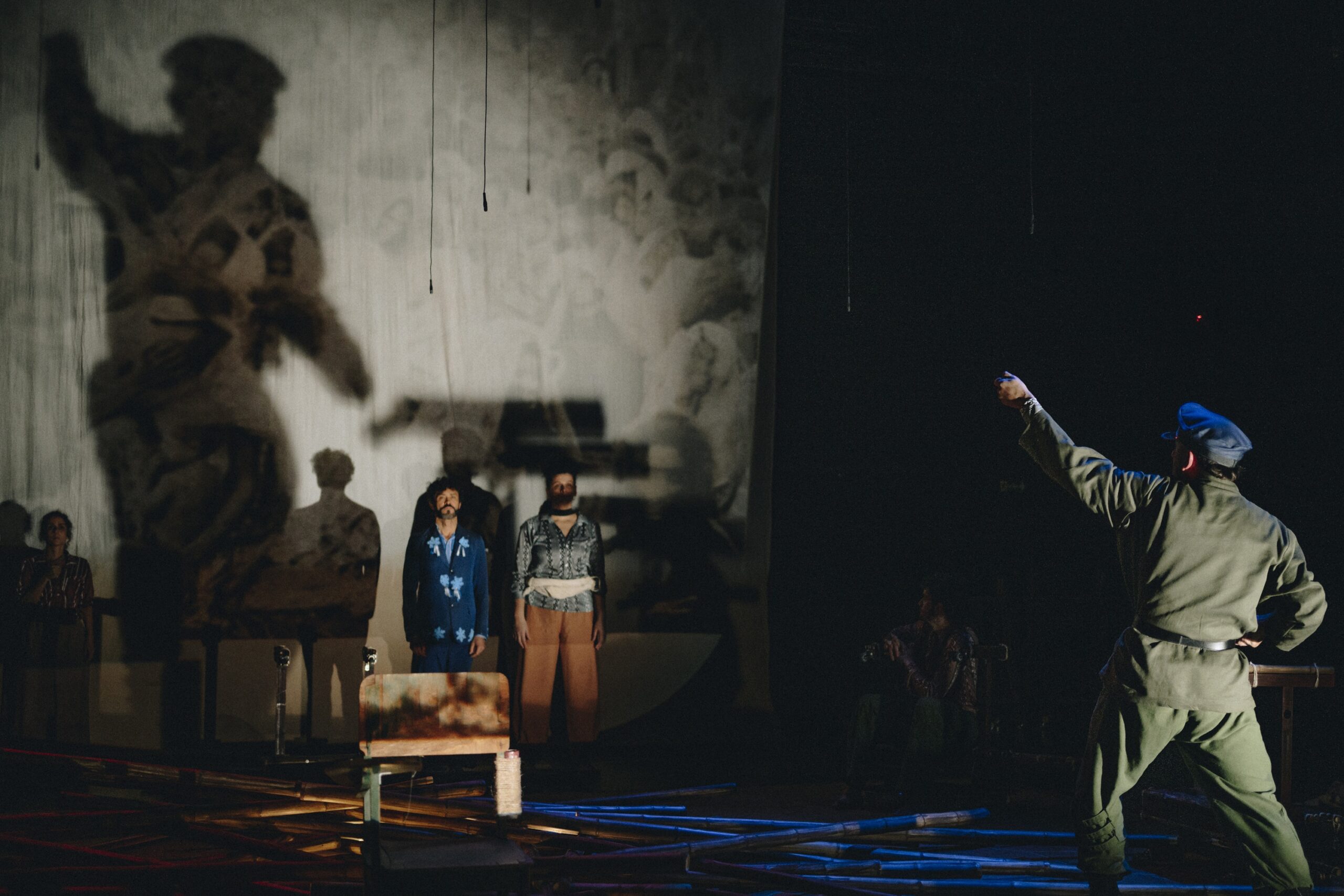 Chega à Arena do Sesc Copacabana Restinga de Canudos, com teatro, música ao vivo e elementos da cultura popular brasileira